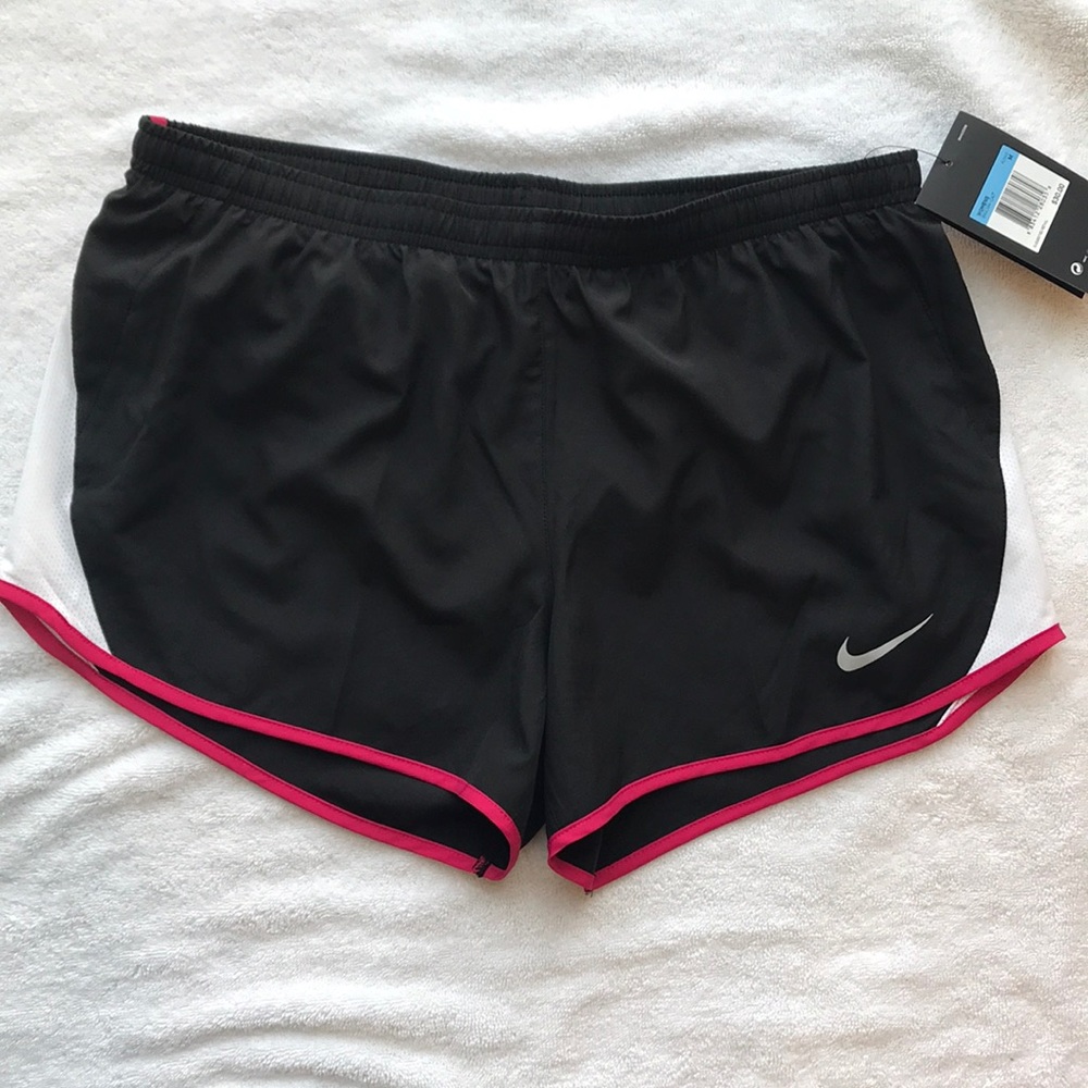 🌸 2 for $30 🌸 Nike shorts - Picture 2 of 4